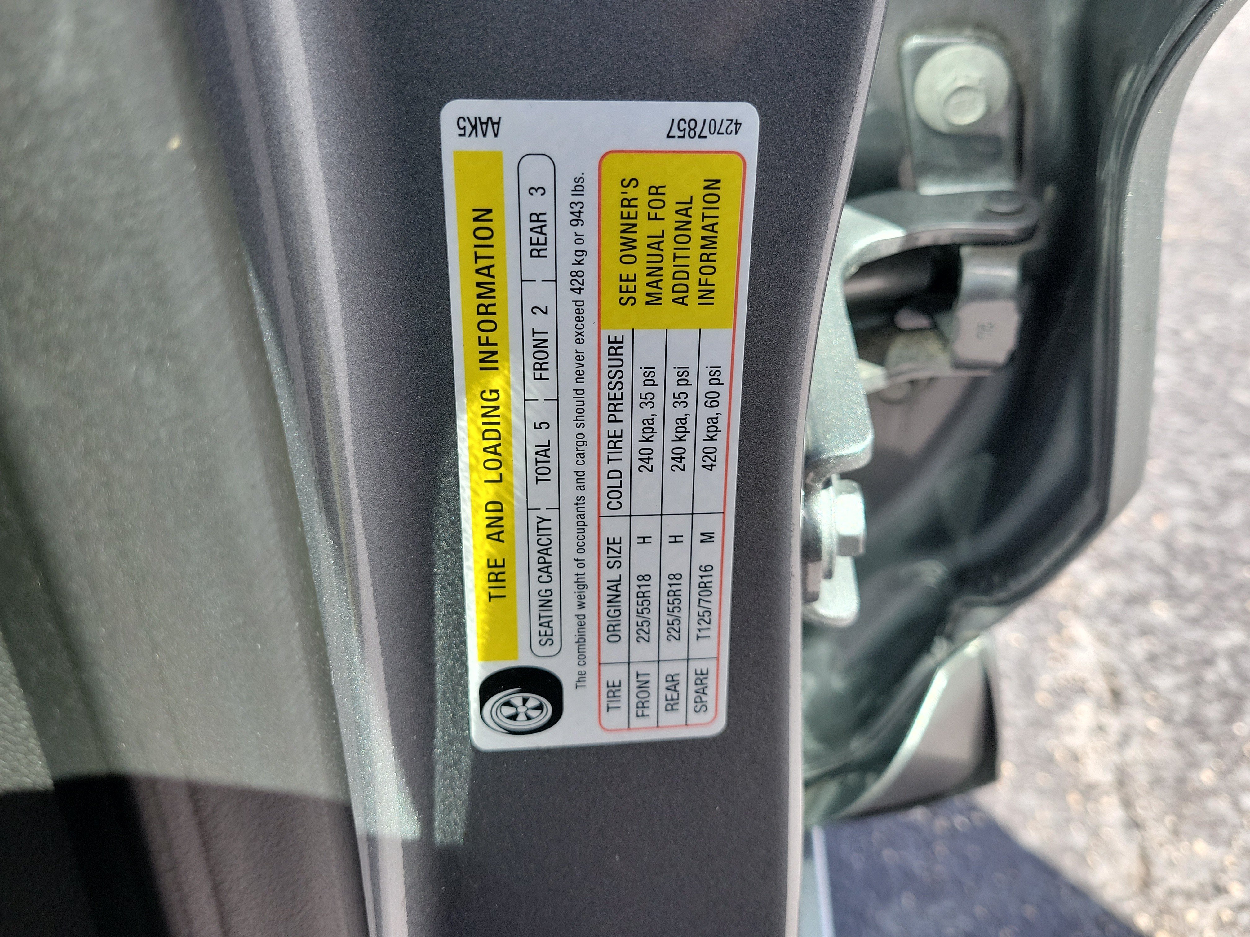 Used 2023 Buick Encore GX Select w/ Sport Touring Package FWD image 31