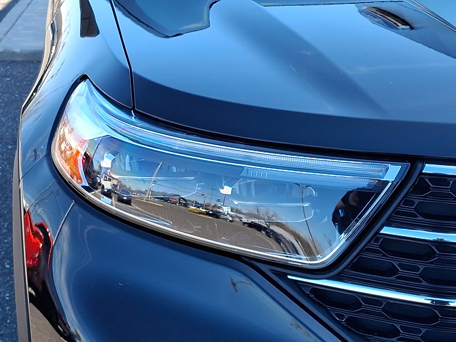 Certified 2021 Ford Explorer XLT image 9