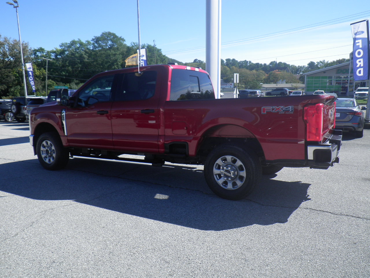 Certified 2024 Ford F250 XLT AWD/4WD image 3