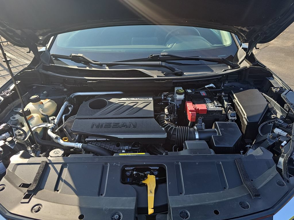 Used 2024 Nissan Rogue SV AWD/4WD image 29