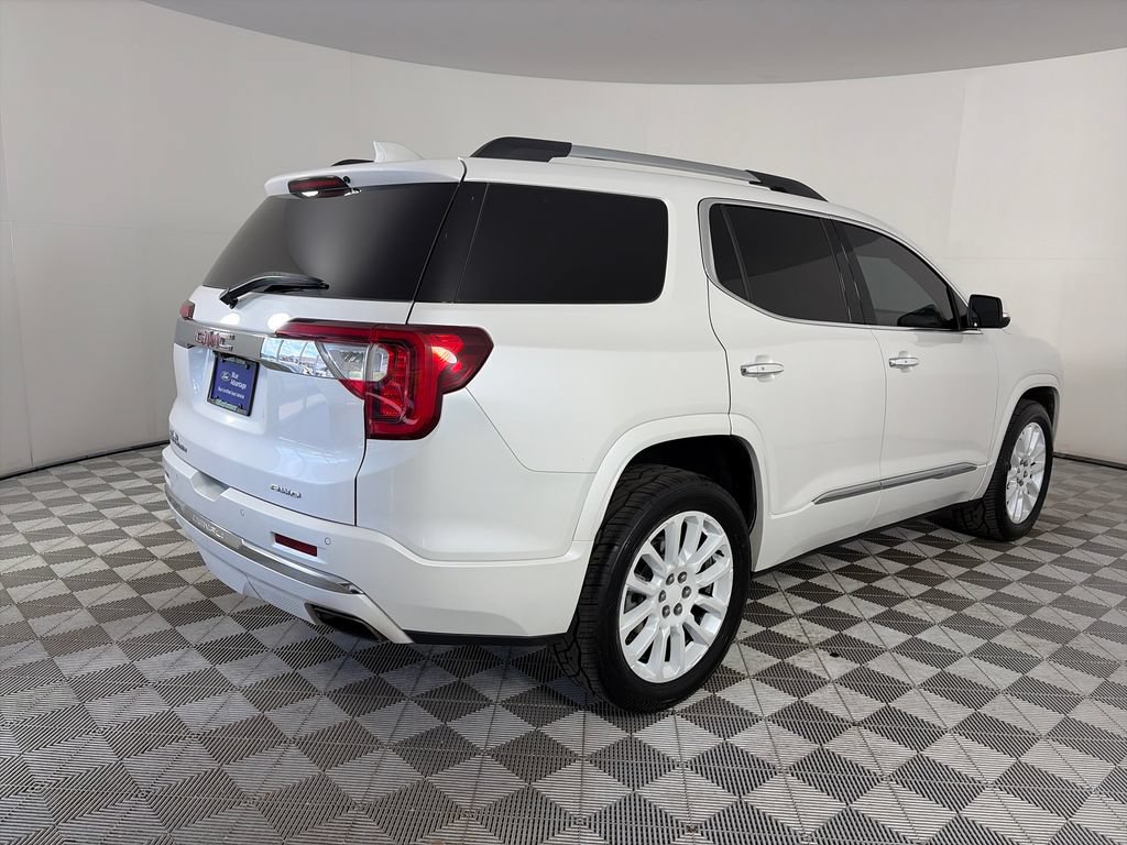 Used 2022 GMC Acadia Denali w/ Denali Ultimate Package AWD/4WD image 7