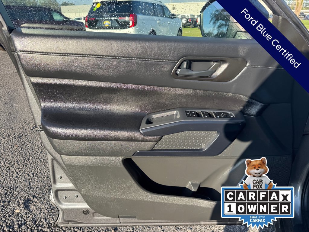 Used 2025 Nissan Pathfinder SV FWD image 36