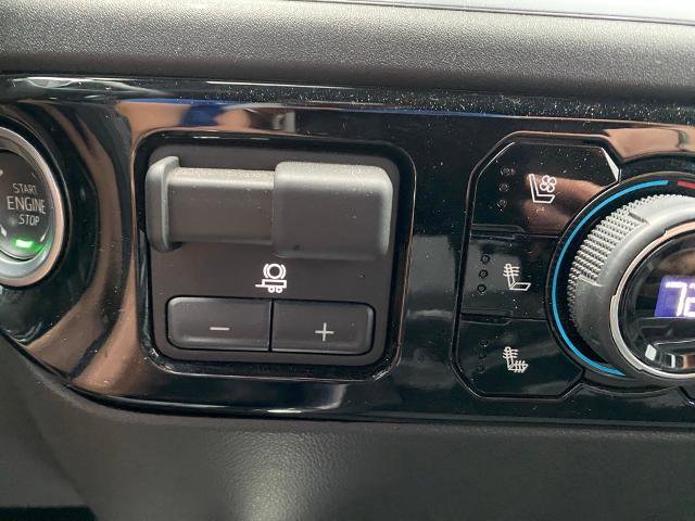 Used 2025 Chevrolet Silverado 2500 LTZ w/ LTZ Premium Package image 24