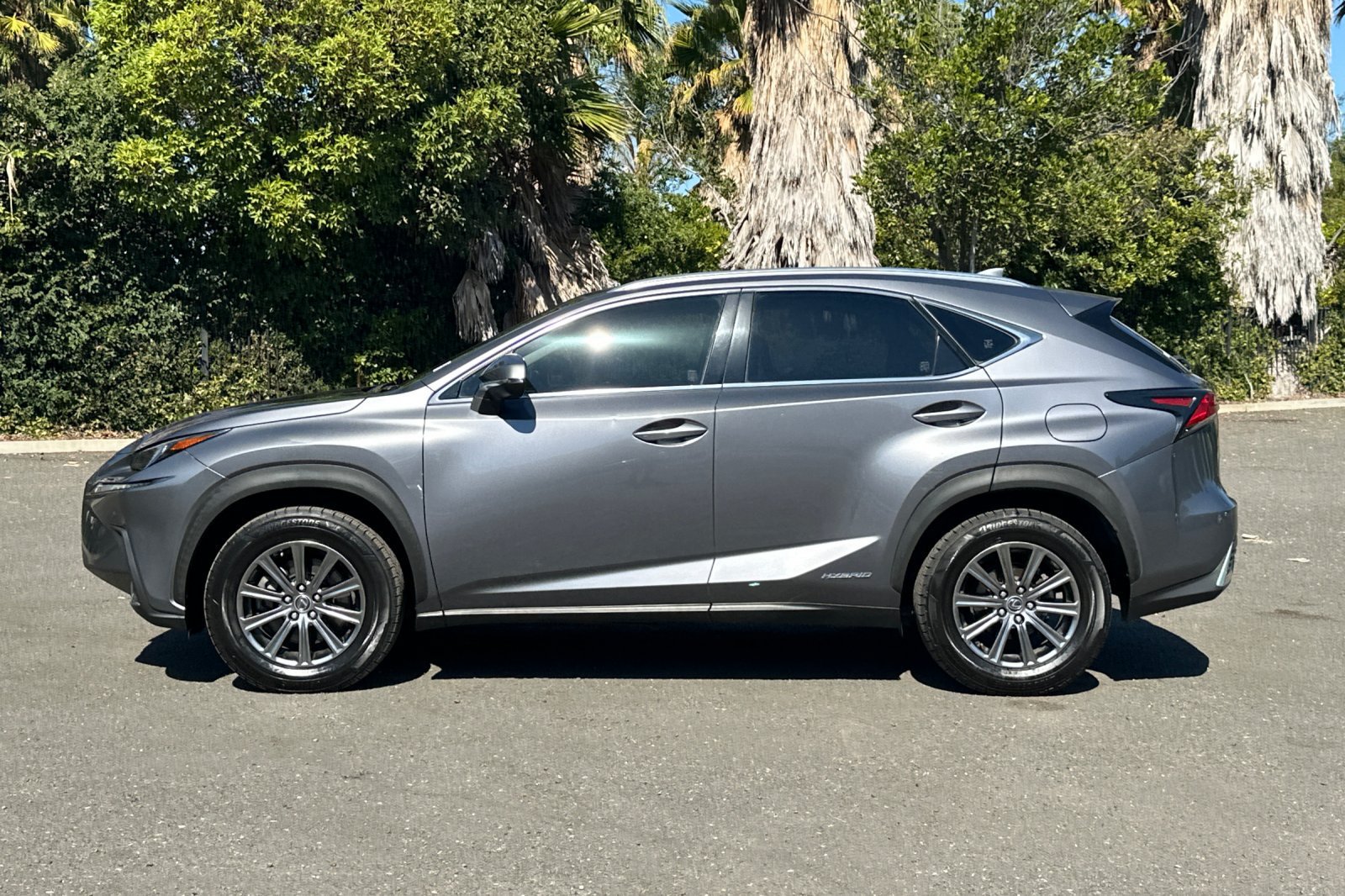 Used 2018 Lexus NX 300h AWD w/ Comfort Package image 7