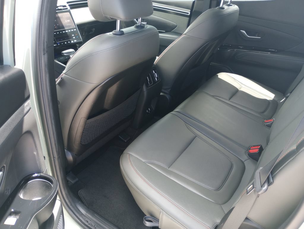 Used 2023 Hyundai Santa Cruz Limited AWD/4WD image 16