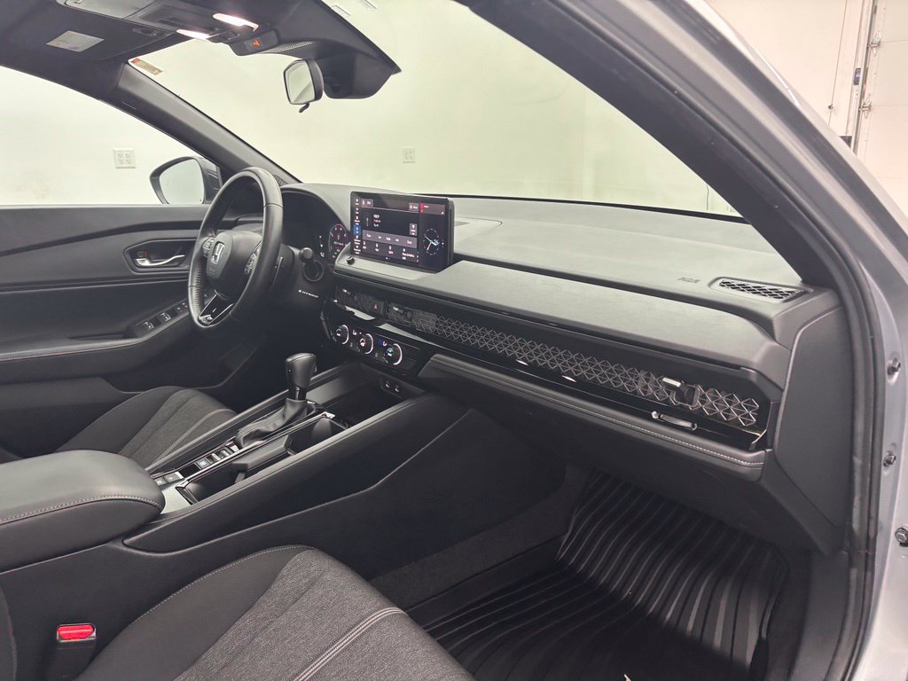 Used 2024 Honda Accord Sport image 30