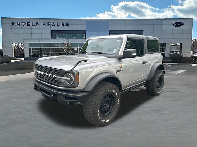 Certified 2022 Ford Bronco Badlands w/ Sasquatch Package AWD/4WD image 3