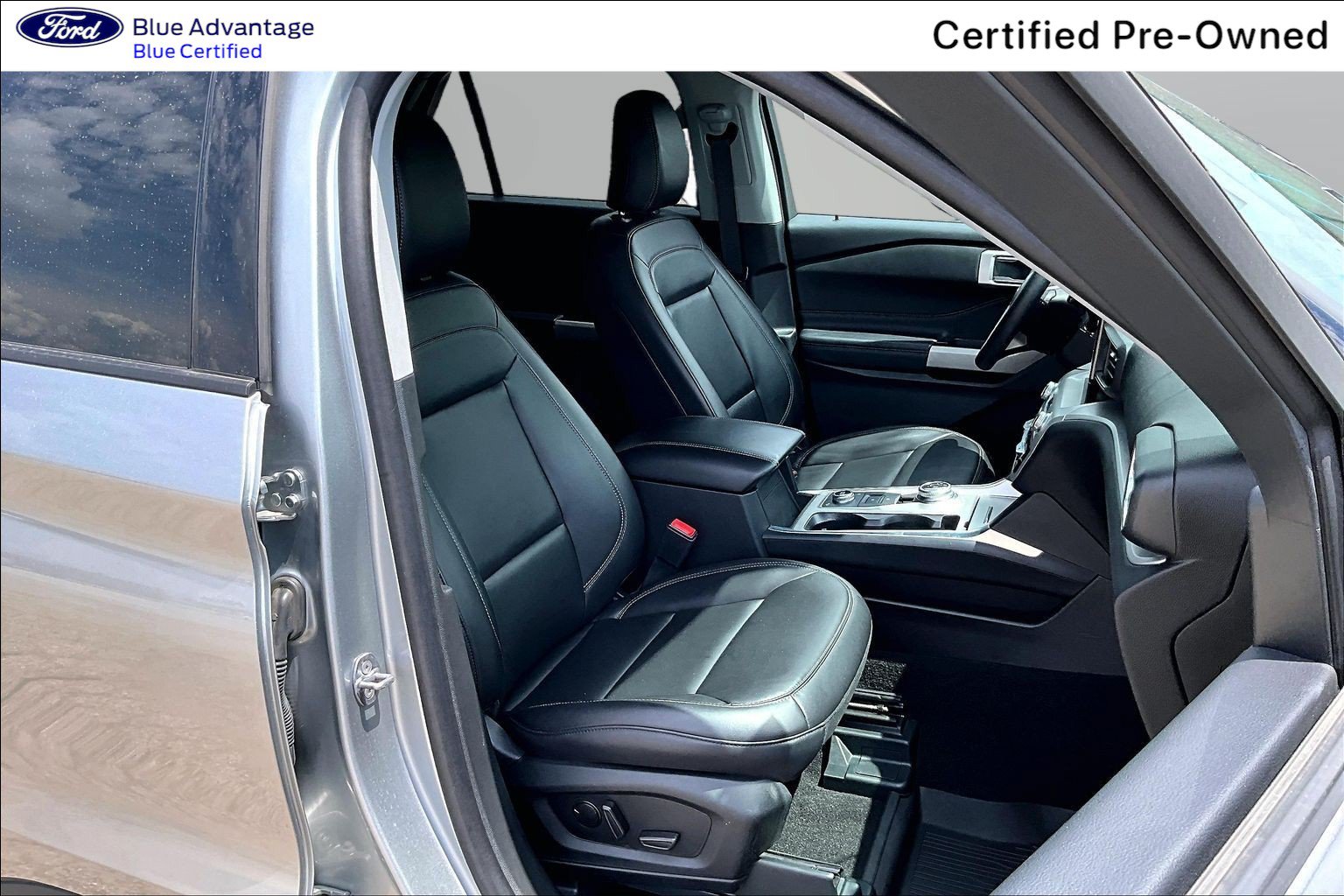 Certified 2024 Ford Explorer XLT w/ Equipment Group 202A AWD/4WD image 7