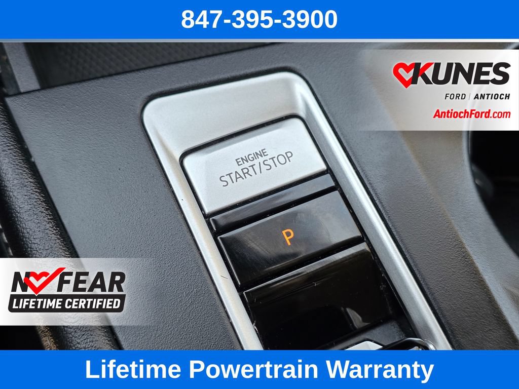 Used 2024 Volkswagen Atlas SE AWD/4WD image 47