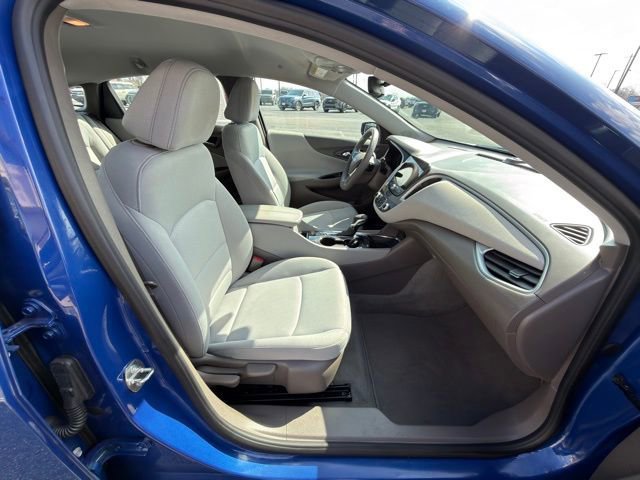 Used 2023 Chevrolet Malibu LT image 21