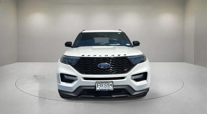 Certified 2021 Ford Explorer ST w/ Equipment Group 401A AWD/4WD image 2