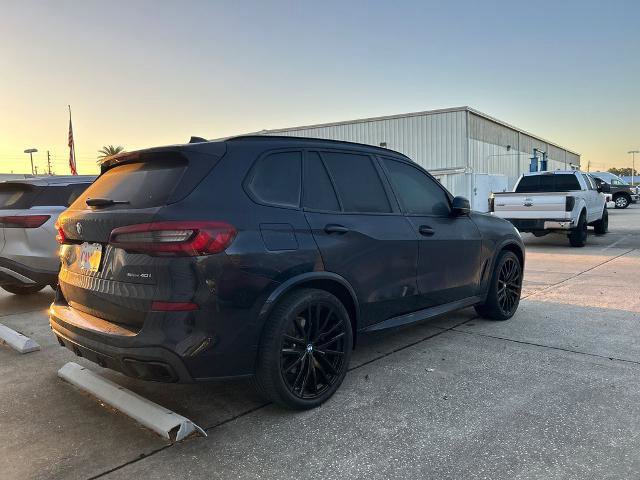 Used 2021 BMW X5 sDrive40i w/ M Sport Package image 3