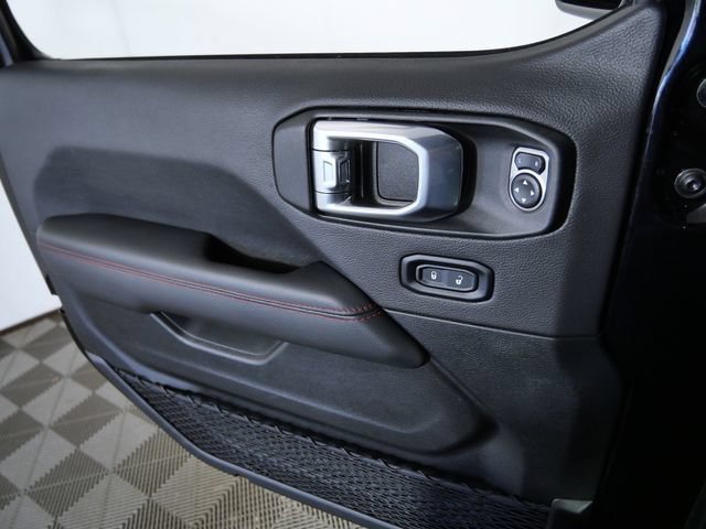 Used 2023 Jeep Wrangler Unlimited Rubicon w/ Cold Weather Group AWD/4WD image 28