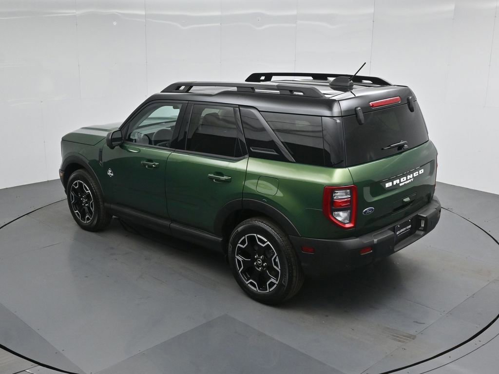 Certified 2025 Ford Bronco Sport Outer Banks w/ Outer Banks Tech Package+ image 19