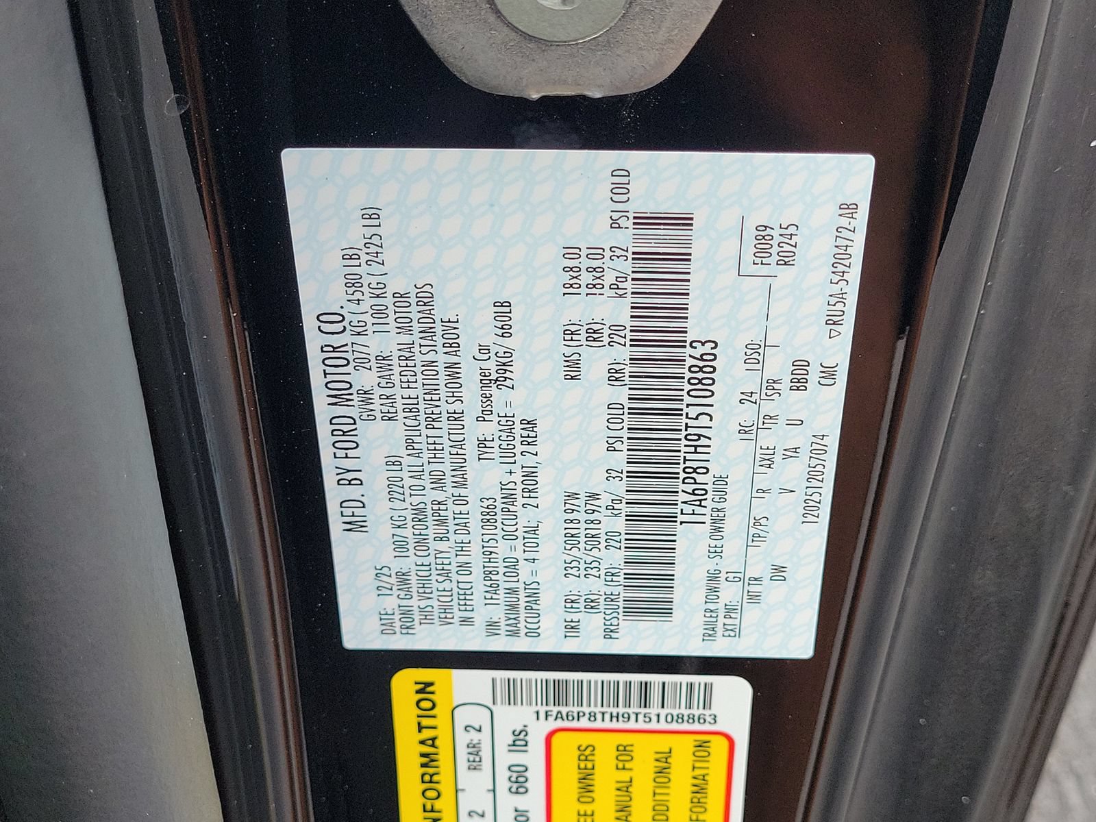 Certified 2026 Ford Mustang Coupe RWD image 25
