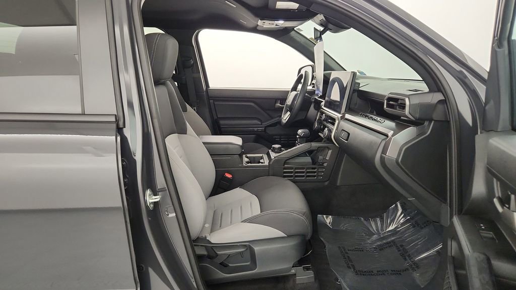 Used 2024 Toyota Tacoma TRD Off-Road AWD/4WD image 30