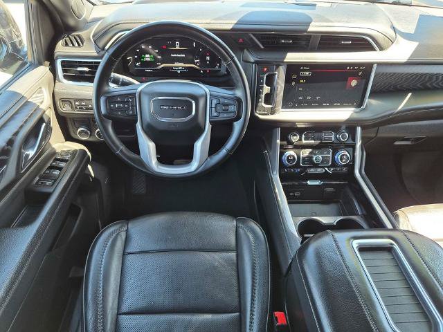 Used 2023 GMC Yukon Denali RWD image 13