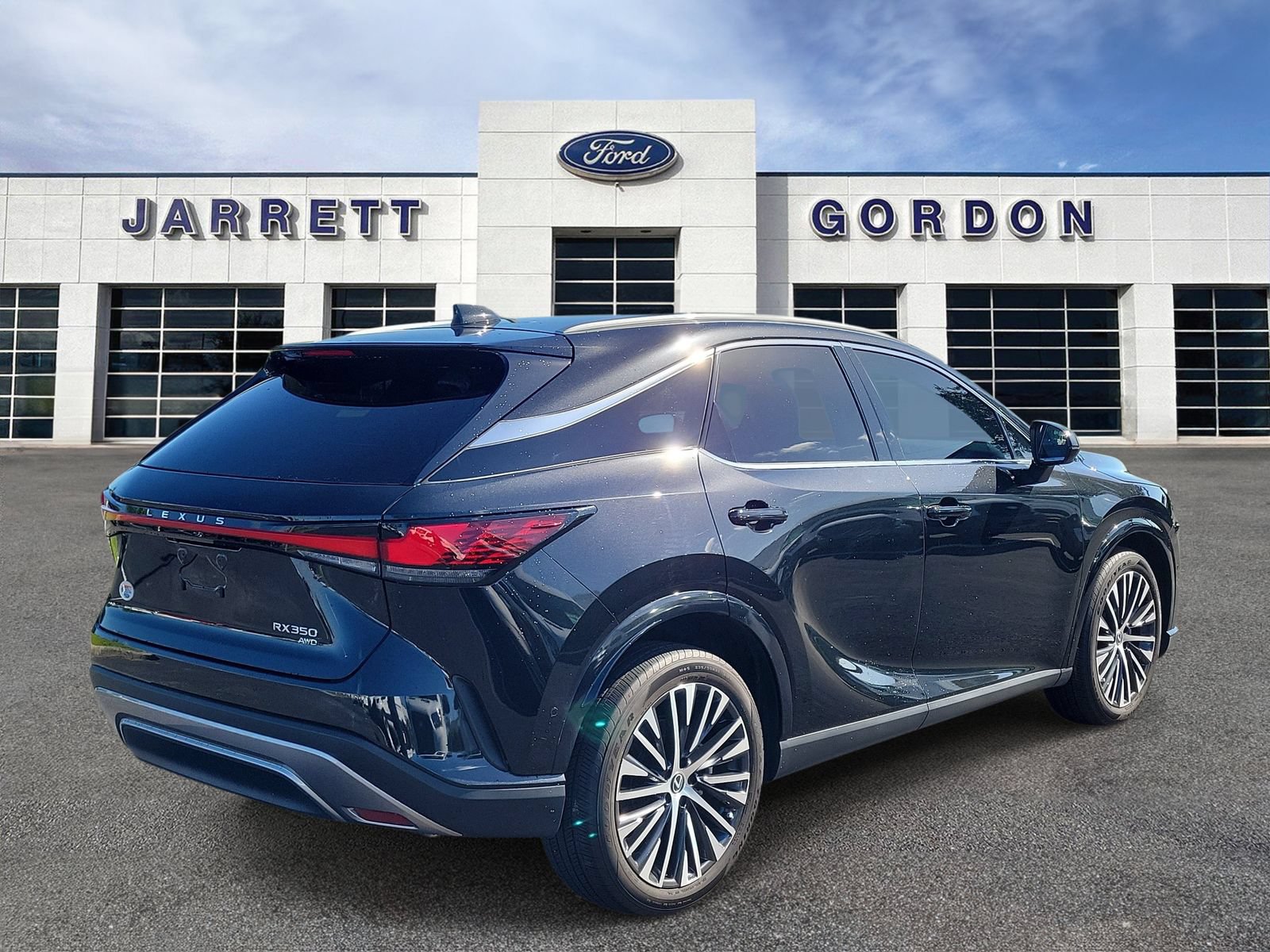 Used 2024 Lexus RX 350 Premium Plus w/ Convenience Package AWD/4WD image 4