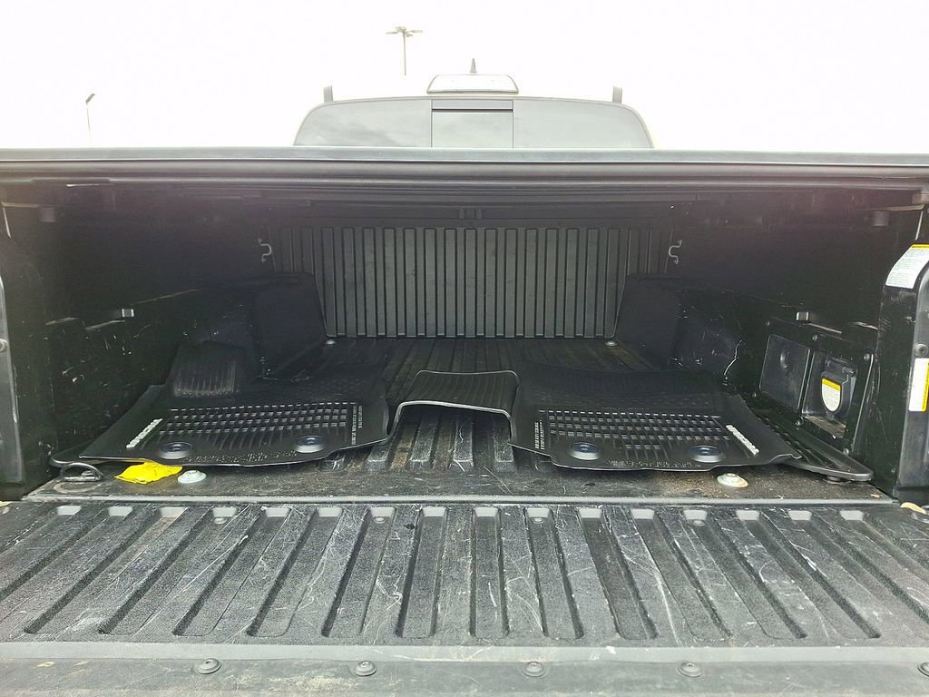 Used 2019 Toyota Tacoma TRD Off-Road image 28