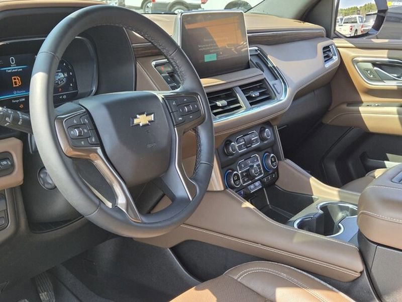 Used 2024 Chevrolet Tahoe High Country w/ Premium Package image 12