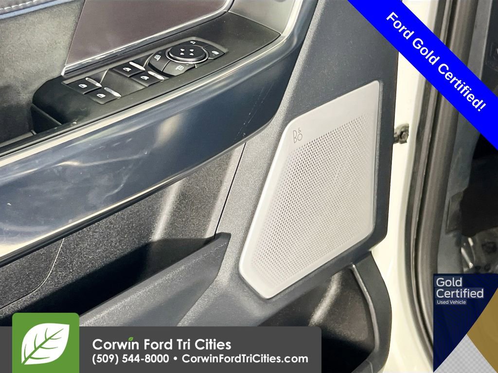 Certified 2025 Ford F150 Platinum w/ FX4 Off-Road Package AWD/4WD image 13