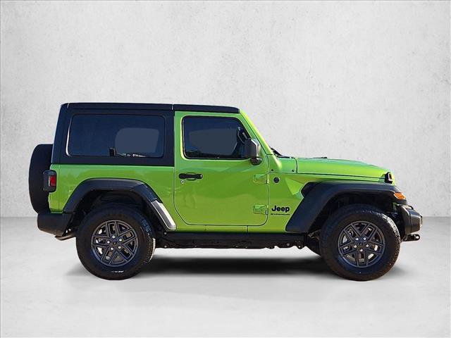 Used 2025 Jeep Wrangler Sport AWD/4WD image 4