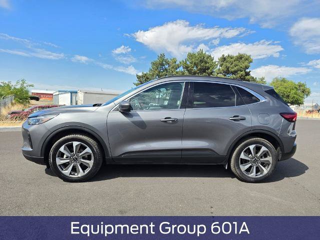 Certified 2025 Ford Escape Platinum AWD/4WD image 3
