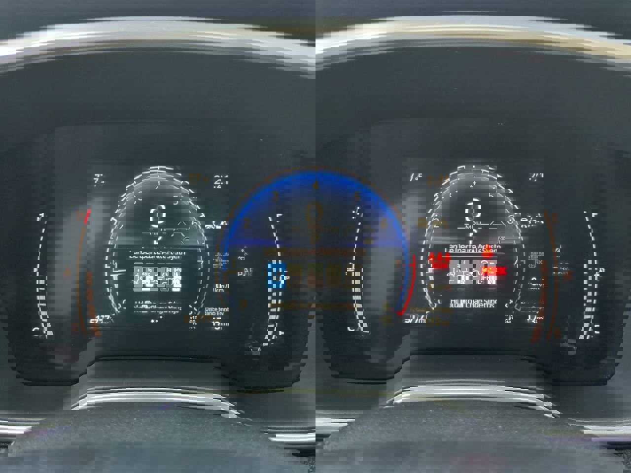 Used 2023 Toyota Corolla Cross XLE w/ Convenience Package image 26