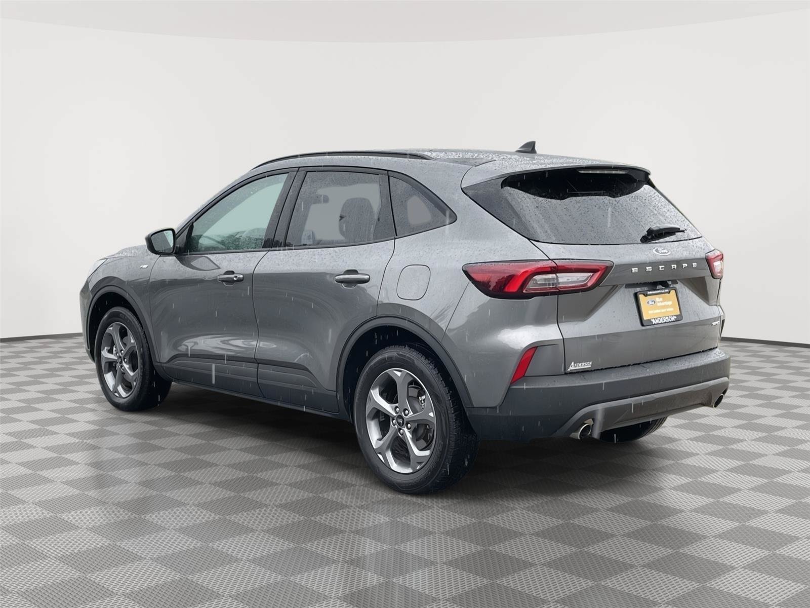 Certified 2025 Ford Escape ST-Line Select AWD/4WD image 9