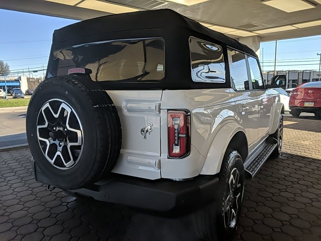 Certified 2025 Ford Bronco Outer Banks image 3