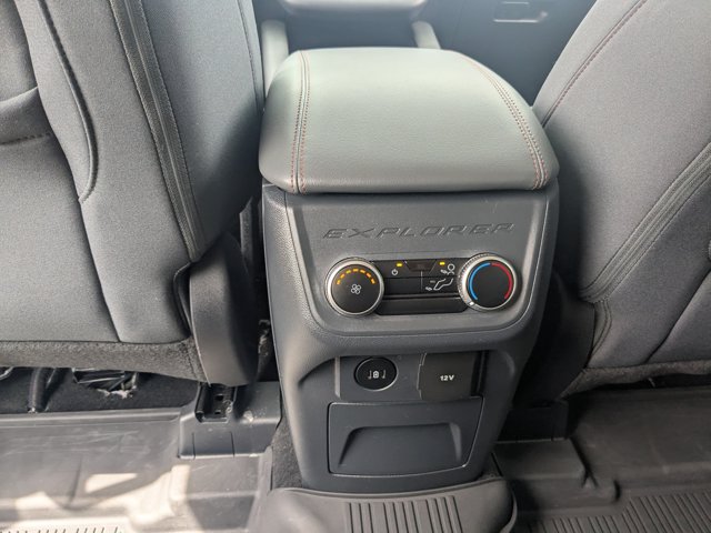 Certified 2025 Ford Explorer Active AWD/4WD image 29