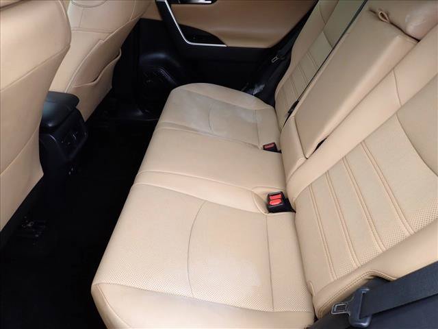 Used 2019 Toyota RAV4 Limited w/ Cold Weather Package AWD/4WD image 10