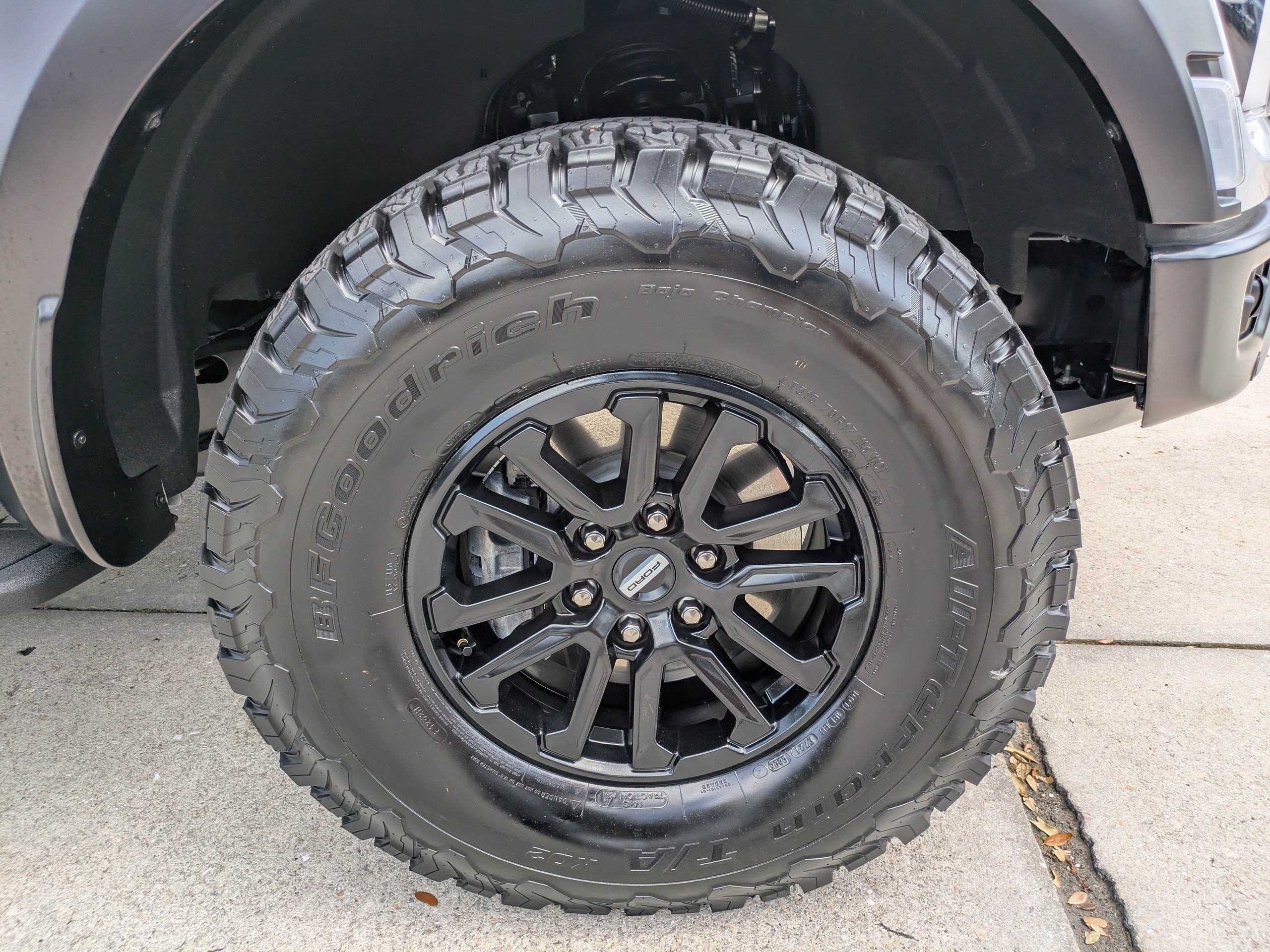 Certified 2025 Ford F150 Raptor AWD/4WD image 11