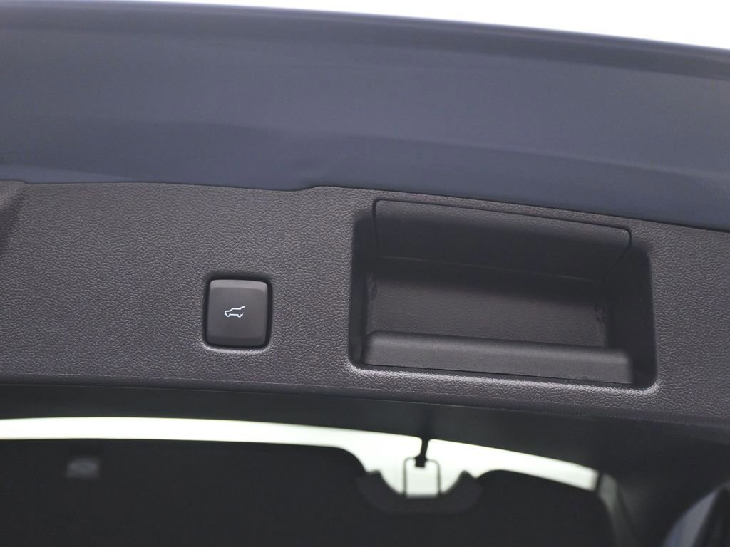 Certified 2025 Ford Escape ST-Line w/ Equipment Group 301A image 49