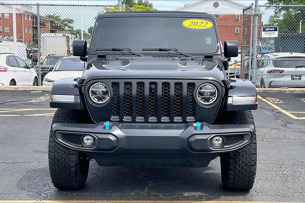 Used 2022 Jeep Wrangler Unlimited Rubicon 4xe w/ Cold Weather Group AWD/4WD image 2