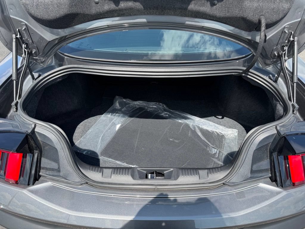 Certified 2025 Ford Mustang GT RWD image 28