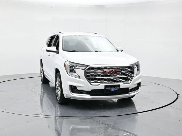 Used 2022 GMC Terrain Denali image 5