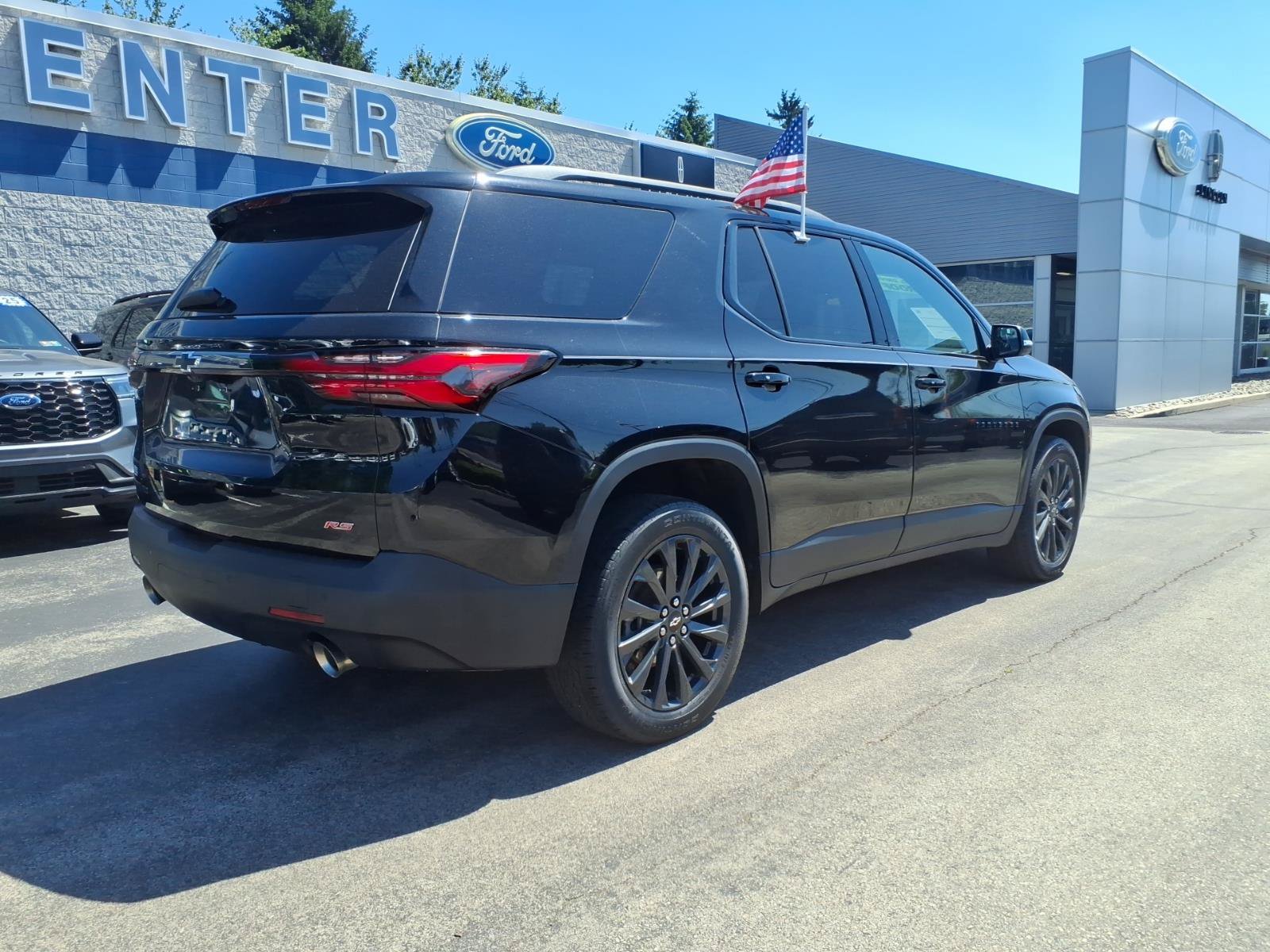 Used 2022 Chevrolet Traverse RS AWD/4WD image 3