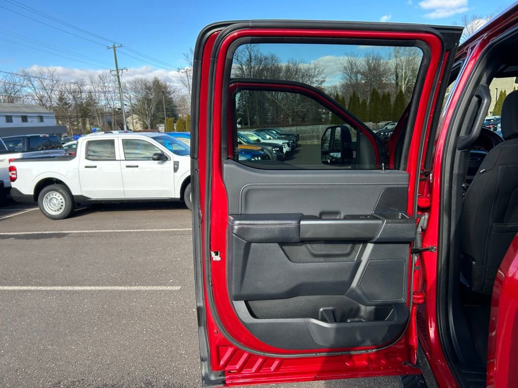 Certified 2022 Ford F150 XLT w/ Equipment Group 302A High image 19