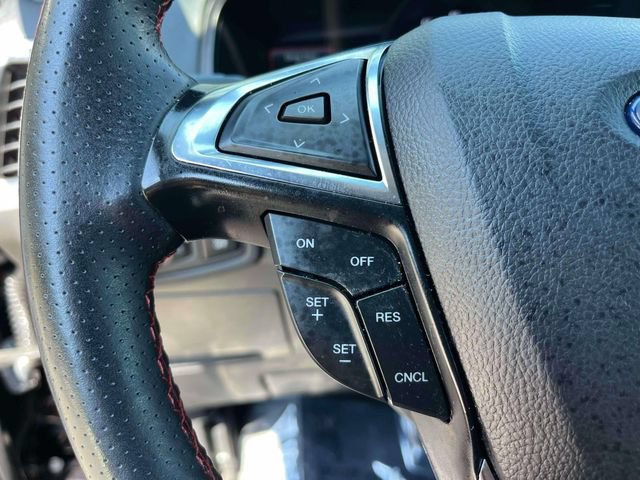 Certified 2024 Ford Edge ST-Line AWD/4WD image 32