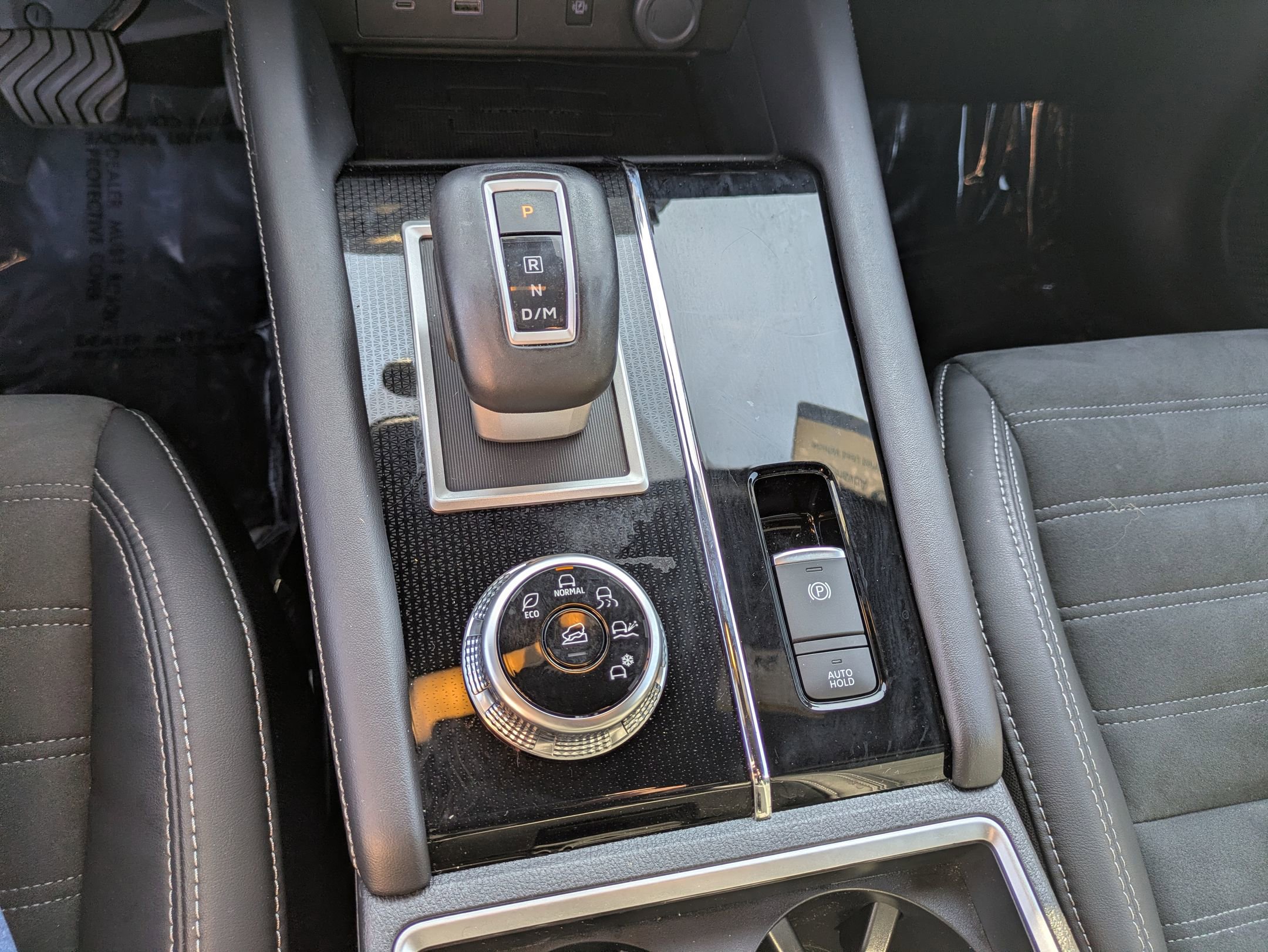 Used 2022 Mitsubishi Outlander SE image 22