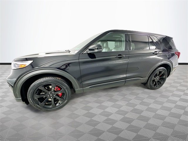 Certified 2022 Ford Explorer ST w/ Equipment Group 401A image 4