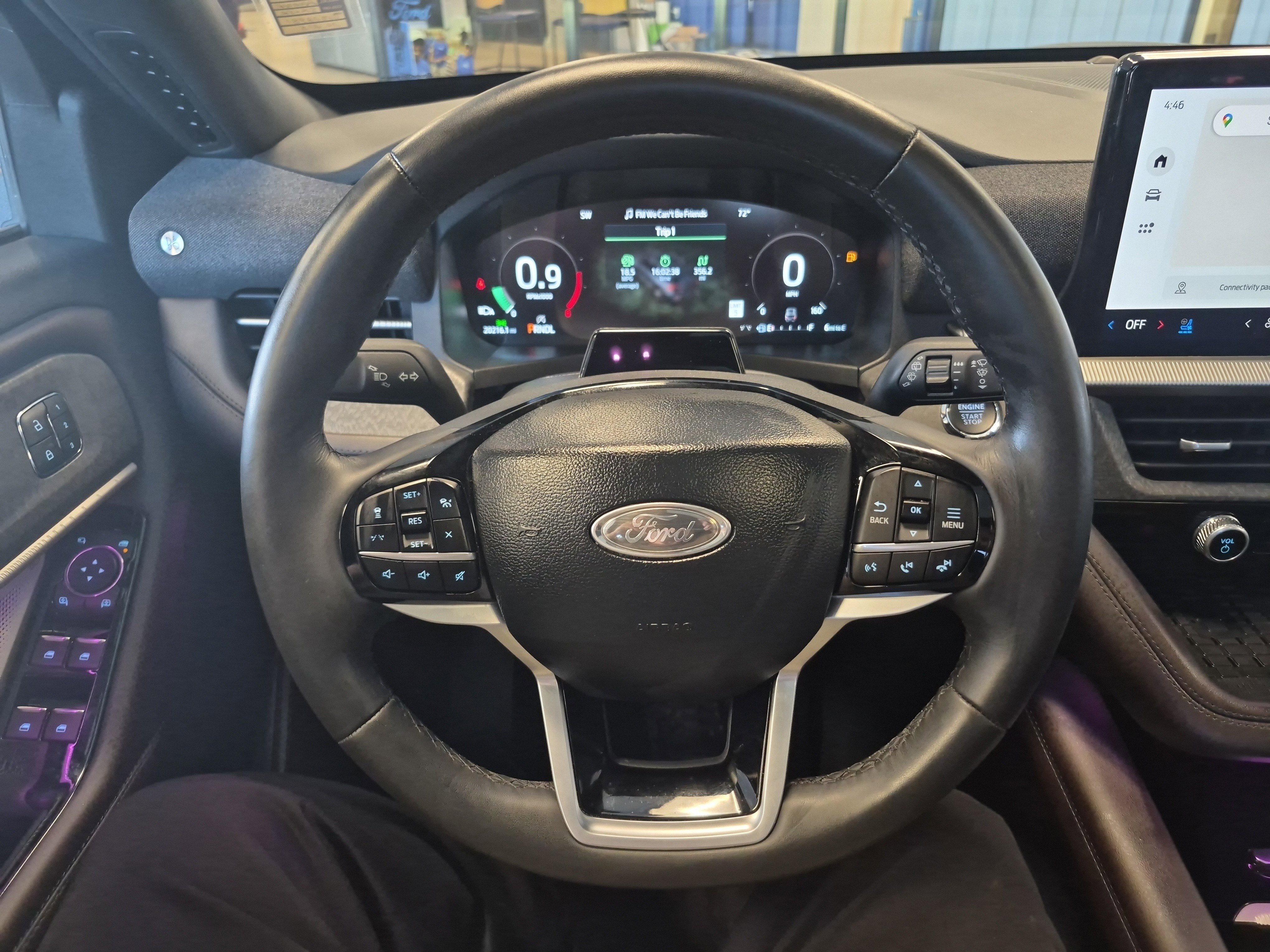 Certified 2025 Ford Explorer Platinum image 29