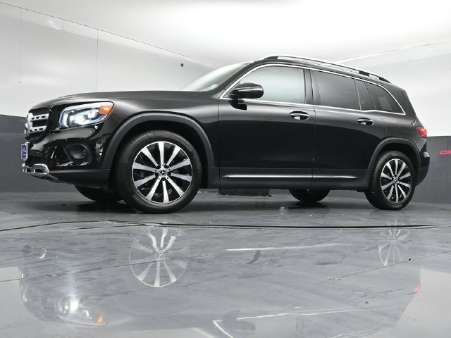 Used 2023 Mercedes-Benz GLB 250 4MATIC image 40