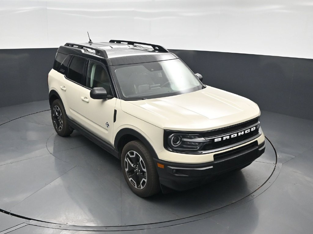 Certified 2024 Ford Bronco Sport Outer Banks AWD/4WD image 36