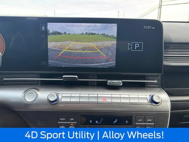 Used 2025 Hyundai Kona SEL FWD image 29