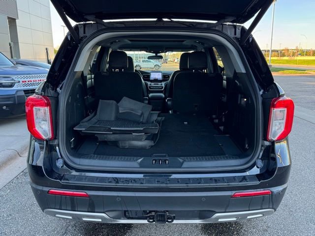 Certified 2023 Ford Explorer XLT w/ Equipment Group 202A AWD/4WD image 40