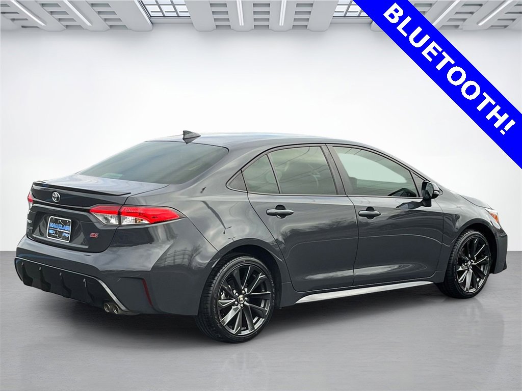Used 2024 Toyota Corolla SE image 3