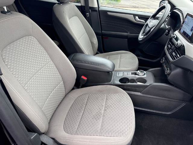 Certified 2021 Ford Escape SE AWD/4WD image 9