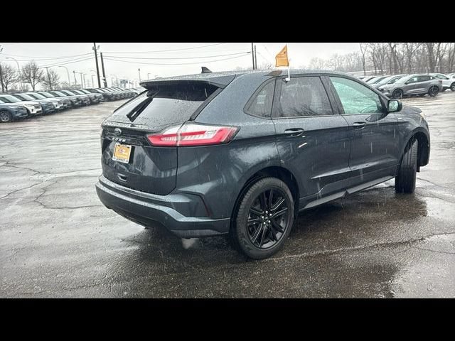 Certified 2023 Ford Edge ST-Line AWD/4WD image 4
